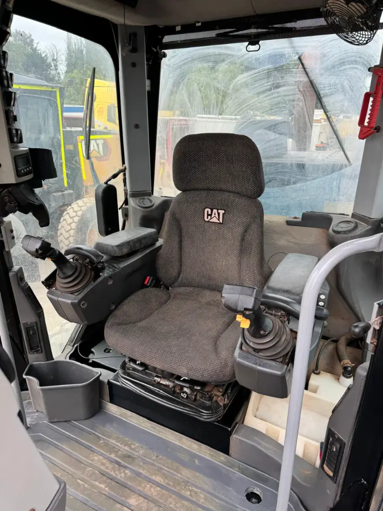 CAT 150 AÑO 2021 6,903 HORAS